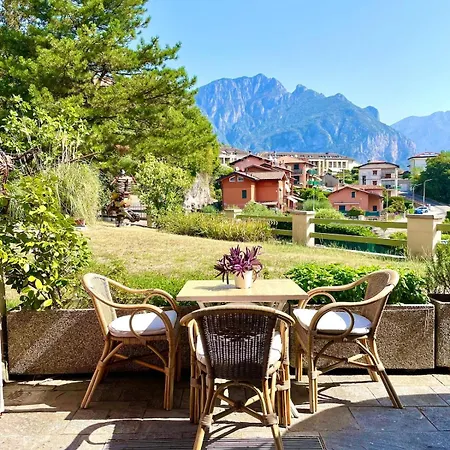 Borromeo 37, Beautiful In Greenery, In Como's Hills * Valmadrera