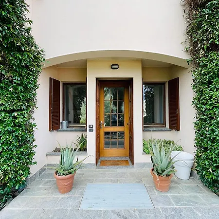 Villa Borromeo 37, Beautiful In Greenery, In Como's Hills Valmadrera